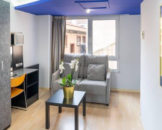 賽路斯瑪帕索斯酒店 - 希洪 - Gijon/希洪 - 臥室