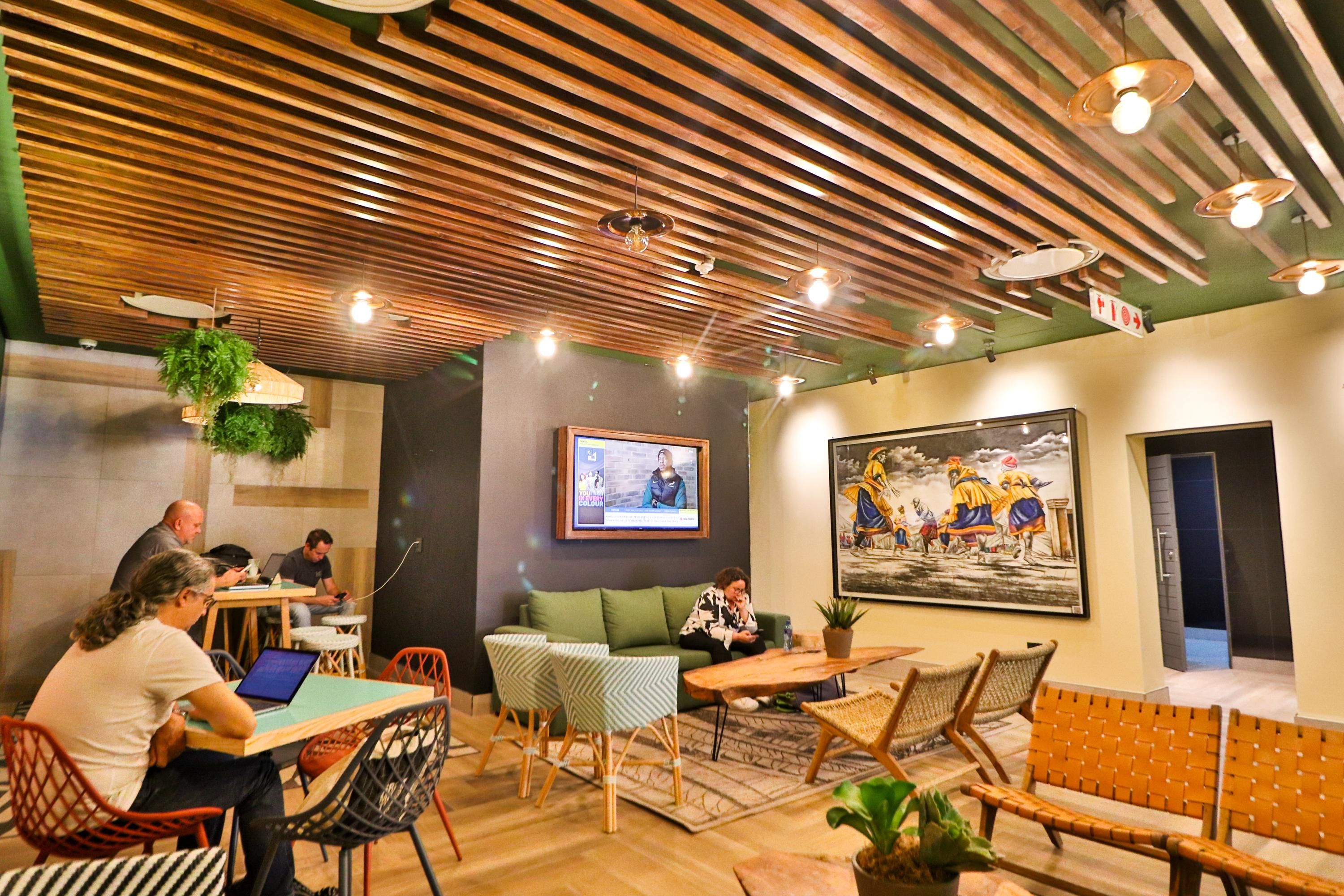 Bar view of Onomo Hotel Johannesburg Sandton