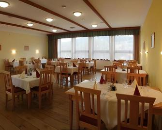 Hotel Zlatý Chlum - Česká Ves - Restaurant