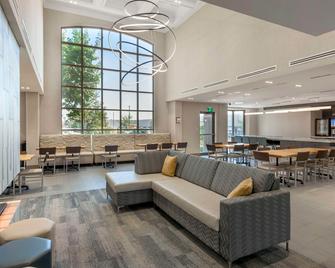 Executive Residency by Best Western Toronto-Mississauga - Mississauga - Lobby