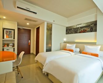Harris Hotel Seminyak Bali - North Kuta - Sovrum