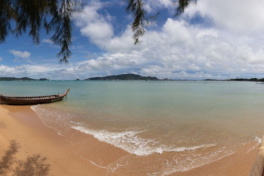 Aochalong Villa Resort & Spa - Sha Plus - Chalong - חוף