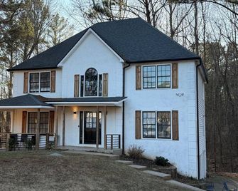 Luxury 4br Retreat Ps5 Massage Chair Renovated - Lawrenceville - Gebouw