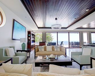 Barco A La Vista - Grand Cayman - George Town - Lounge