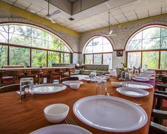 Jungle King Resort - Kanha - Restaurante