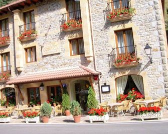 Hotel Cosgaya - Cosgaya - Edificio