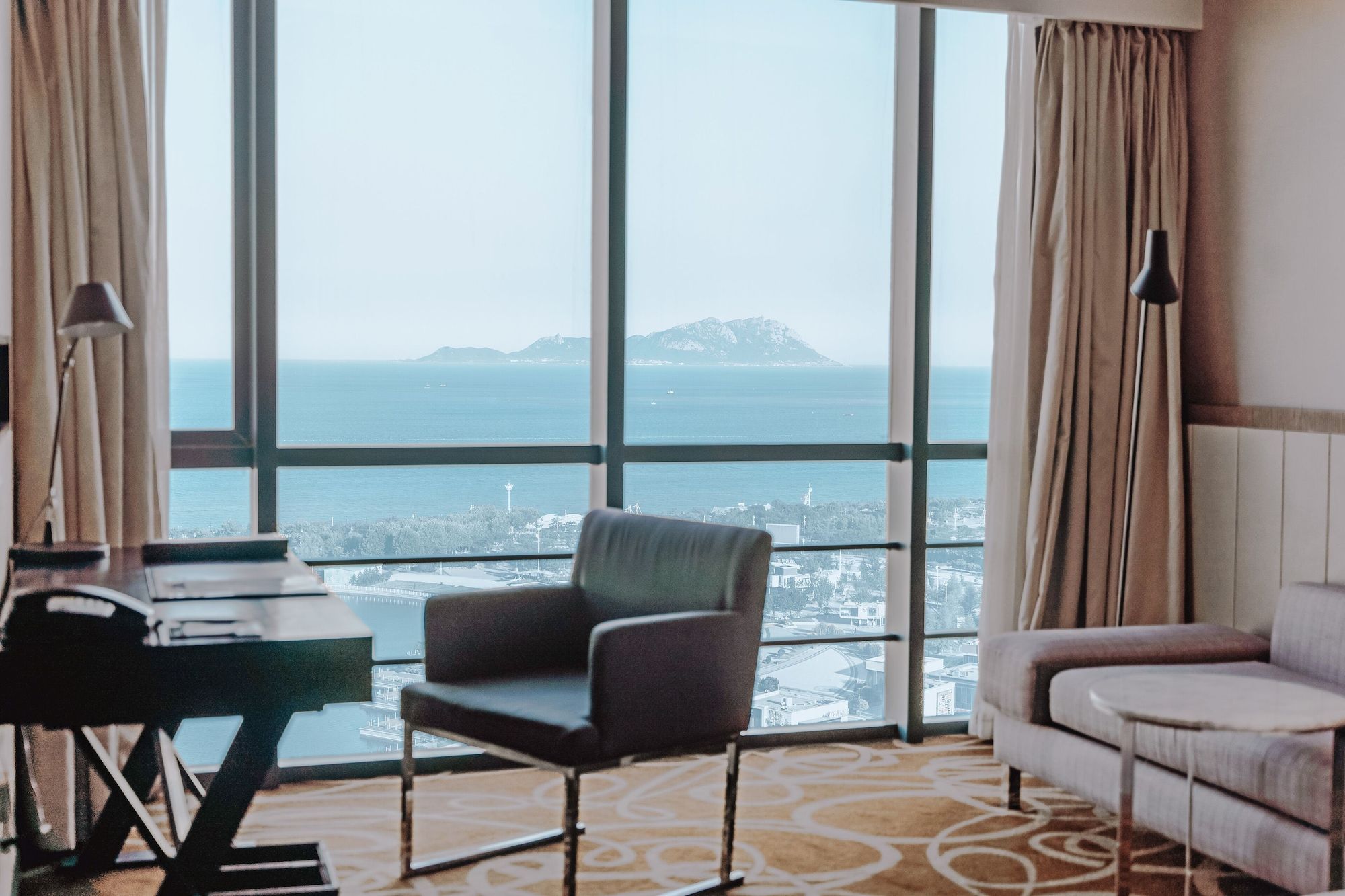 Four Points by Sheraton Qingdao, West Coast thumbnail 3