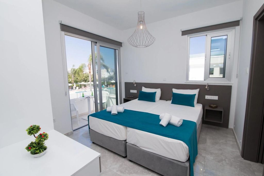 لانتيانا جاردنز