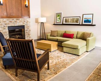 Country Inn & Suites by Radisson, Winchester, VA - Winchester - Living room