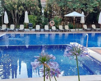 Hotel Roc Oberoy - Adults Only - Peguera - Pool