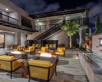 Bluestem Hotel Torrance Los Angeles, Ascend Hotel Collection - Torrance - Innenhof