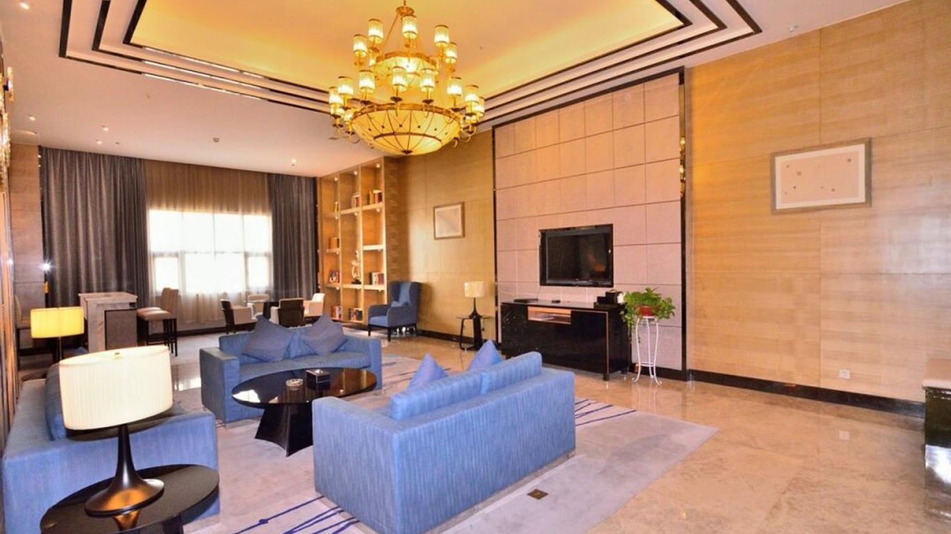 Baotou West Lake Hotel