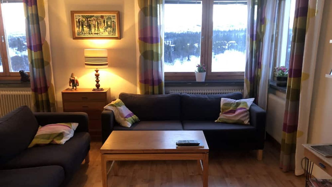 ستورلينز فيالجارد - هوستل