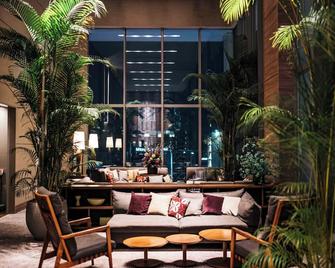 هوتل ريسول ترينيتي هاكاتا - فوكوكا - شرفة مرصوفة