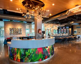 Aloft Cleveland Airport - North Olmsted - Bar