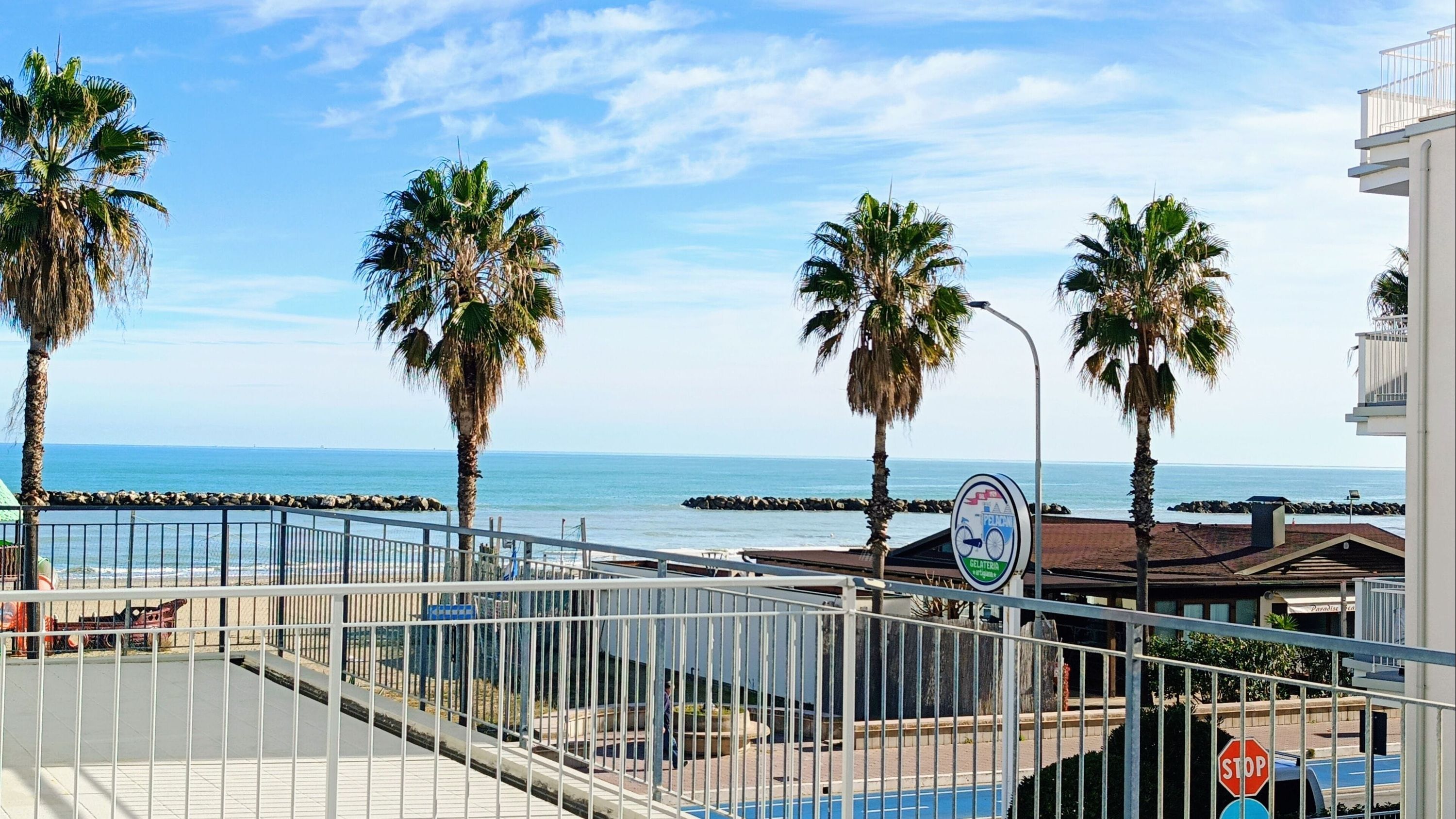 Lido Rooms And Apartments - Fermo - Балкон