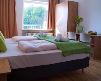 Hotel Eschborner Hof - Frankfurt am Main - Bedroom