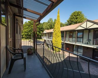 أرجيل أون ذا بارك - تشريستتشورتش - شرفة