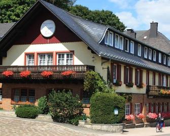 Privathotel Brügges Loui - Willingen - Gebouw
