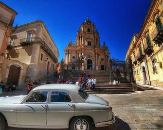 A Totally New And Unique Way Of Vacationing - Santa Maria del Focallo - Building