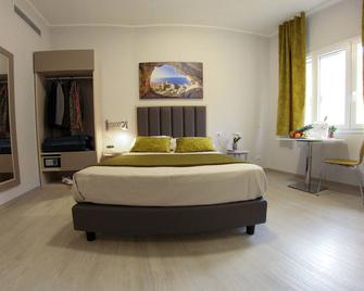 Yeasy Smart Rooms Cefalù - Cefalù - Camera da letto