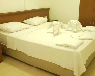 Akyaka Kaya Hotel - Akyaka - Bedroom