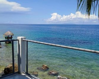 La Bella Beach House Cebu - Boljoon - Balcony