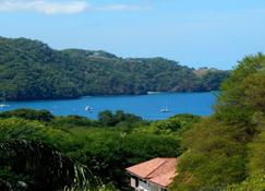 Spacious ocean-view villa with private pool. - Culebra - Outdoor view