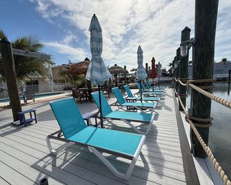 Manatee Bay Inn - Fort Myers Beach - Varanda