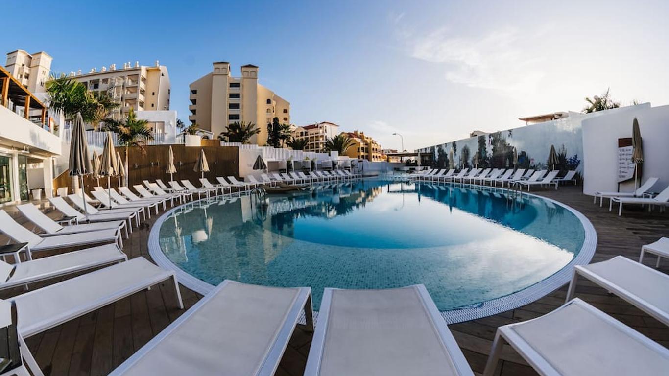 Ohasis Boutique Suites