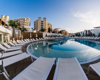 Ohasis Boutique Suites - Arona - Pool