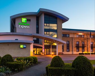 Holiday Inn Express Northampton - South By IHG - Northampton - Bâtiment