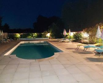 La Maison des Grands Bambous - L'Angoumois L'Aunis La Saintonge La Boutonne - Migron - Piscina
