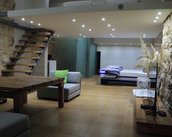 Damour Country Club - Damour - Aula