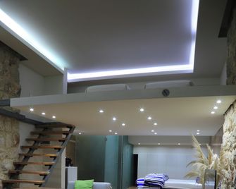 Damour Country Club - Damour - Aula