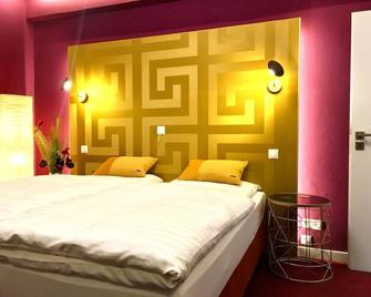 Hotel Garni Kluth - Bonn - Habitación