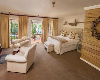 Silvermist Organic Wine Estate - Cape Town