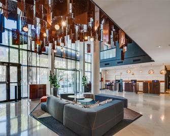 Radisson Blu Hotel, Paris-Boulogne - Boulogne-Billancourt - Lobby