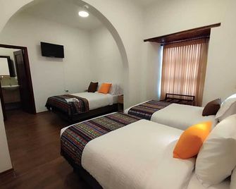 Casona Tobar Hotel - Hotel escuela - Quito