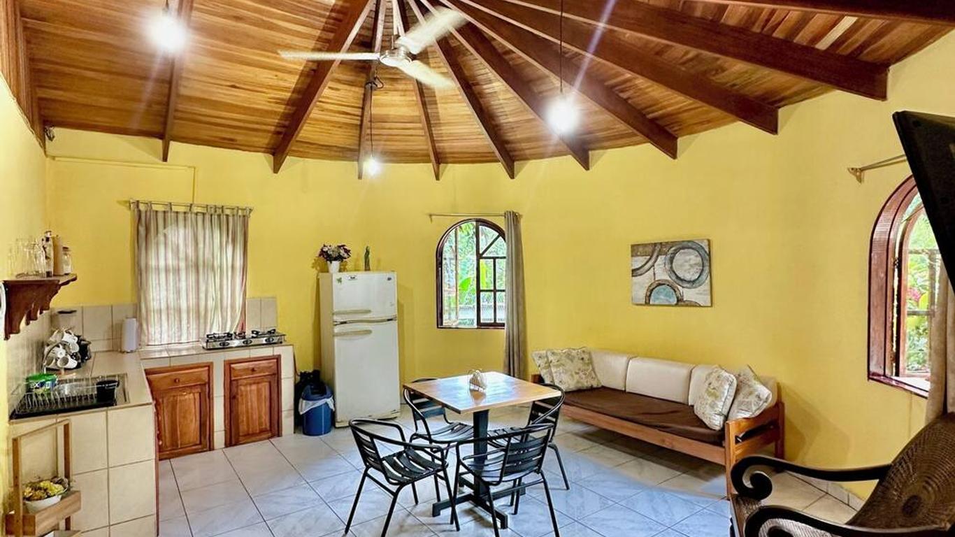 Hospedaje Colibri