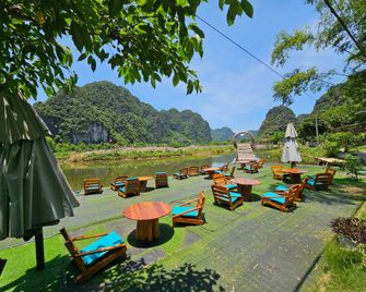 Quoc Khanh Bamboo homestay - Ninh Binh - Patio