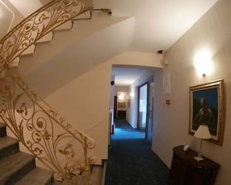 Hotel Mirto - Litochoron - Aufgang