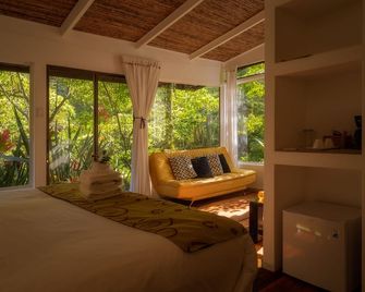 Hotel Quelitales - Cachí - Habitación
