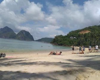 El Nido Hostel Sun Valley - El Nido - Plaża