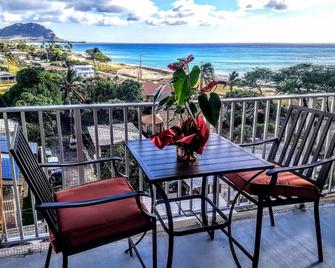 Ocean View Penthouse Floor Studio 30 Day Minimum Stay - Waianae - Balcon
