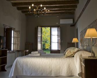 Posada Verde Oliva - מאיפו - חדר שינה