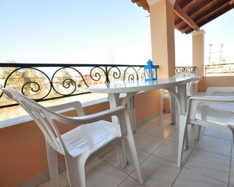 Acharavi Garden - Acharavi - Balcón