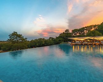 Complexo Eco Cataratas Resort by SJ - Foz do Iguaçu - Πισίνα