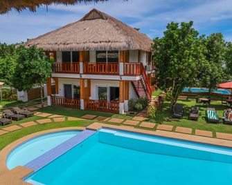 Scent of Green Papaya - Panglao - Svømmebasseng