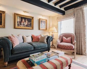 Hicks House - Beautiful Cottage in Leysbourne! - Chipping Campden - Living room